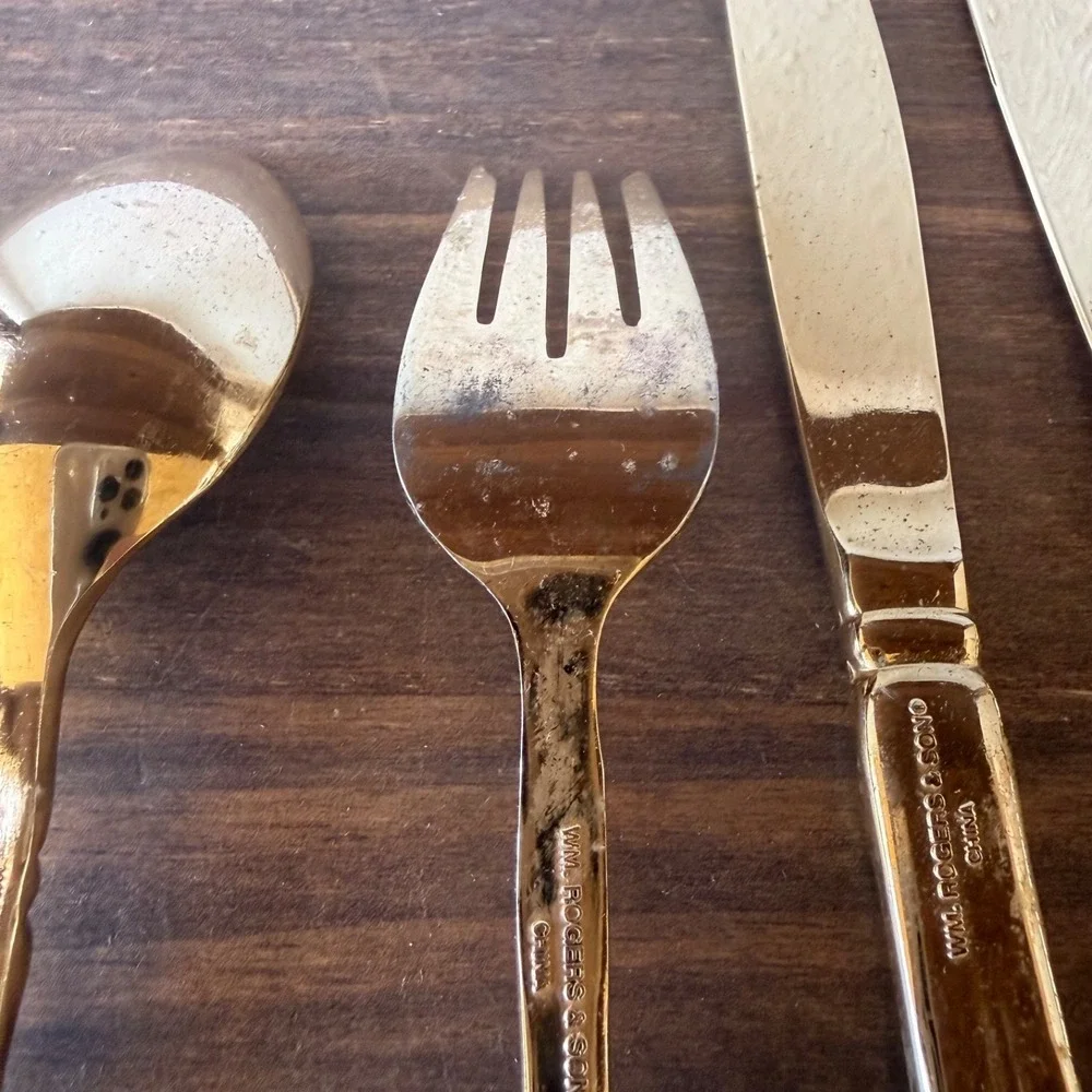 6pc WM Rogers & Son Gold Tone Flatware Spoon Fork Knives Replacement‎ China
